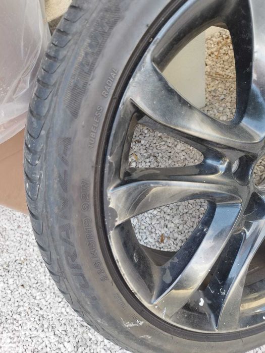 Pneu Bridgestone Turanza 225/45 R19 92W c/ jante Mazda CX-5
