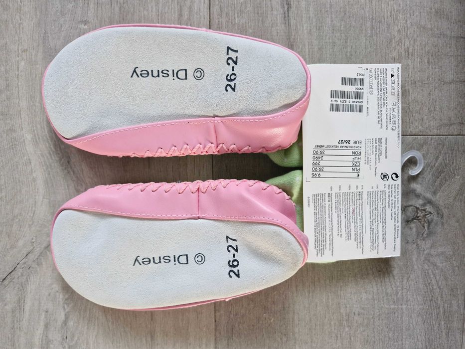 Kapcie buciki bambosze kotek Marie Disney r.26-27 HM Nowe