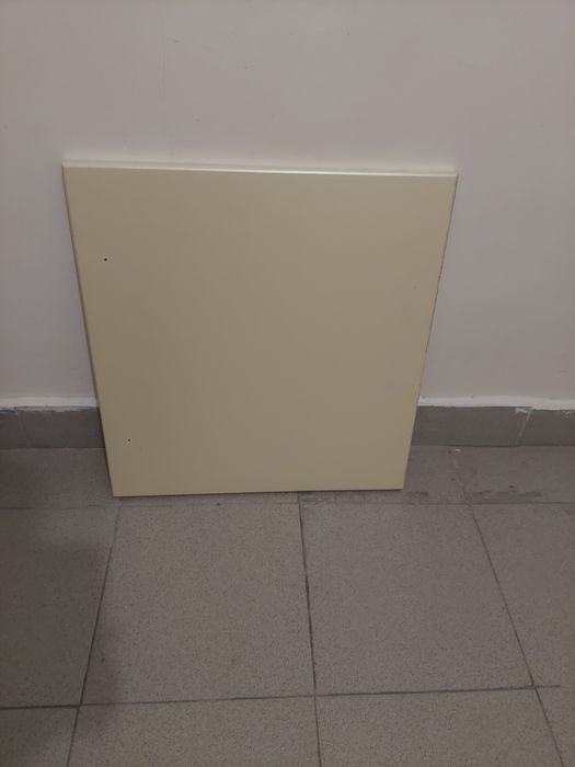 Продам  ДСП полки,дверцы Мдф