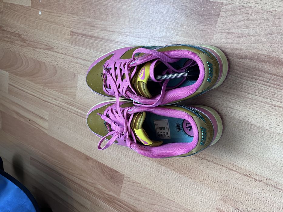 кросівки найк стан новий