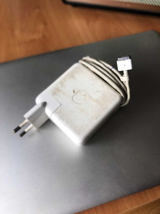 Macbook Pro 2009 (necessita formatação)