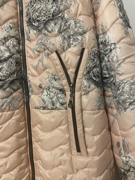 Куртка жіноча пуховик