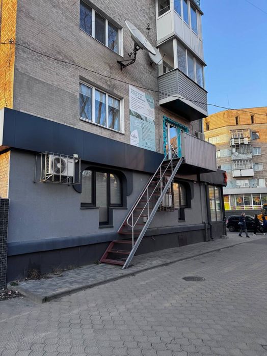 Продаж / Об'єкт сфери обслуговування / вул. В.Чорновола, Центр, Рівне
