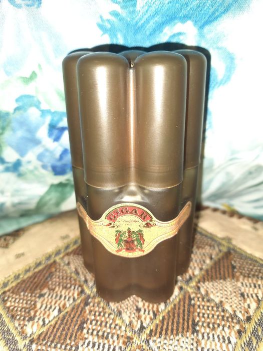 Бутылочки, флакончики, баночки от парфюмов