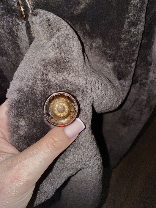 Шуба з мутона, натуральне хутро