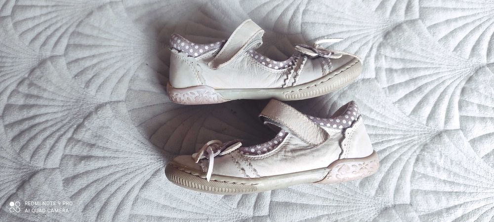 Туфлі для дівчинки