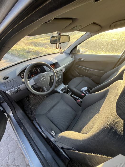 Продам Opel Astra H, дизель 1.7