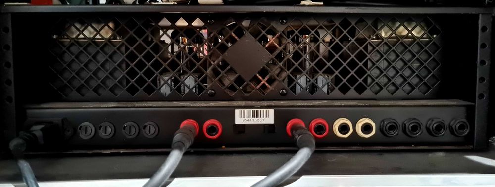 Marshall 9200 MonoBlock Power Amp (2x100W) – Válvulas 5881 – Rig de Sonho