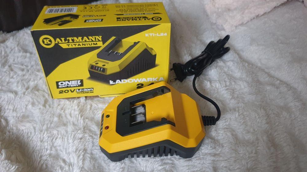 Kaltmann 20v 2,4A ładowarka.