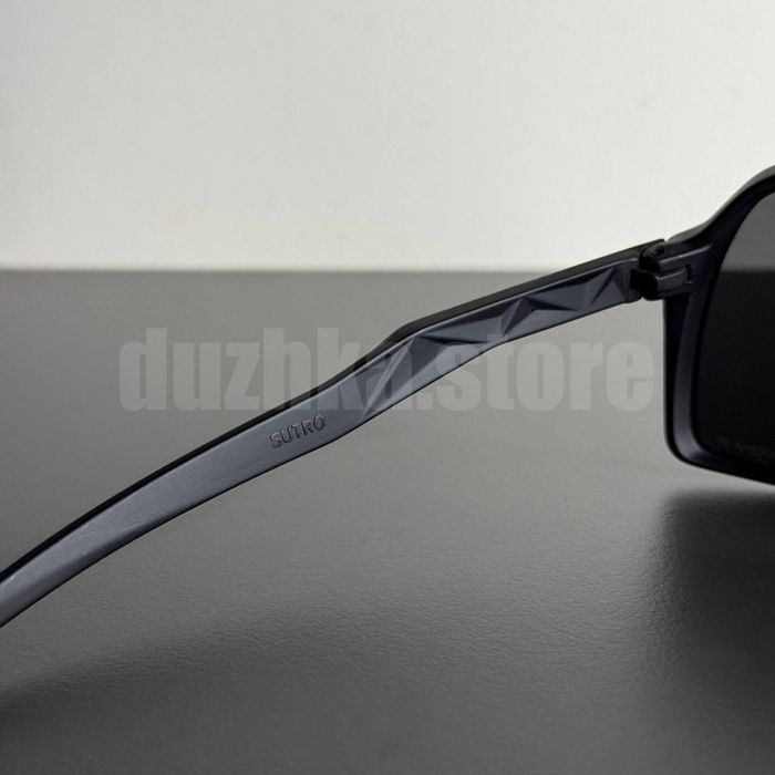 Окуляри Oakley Sutro