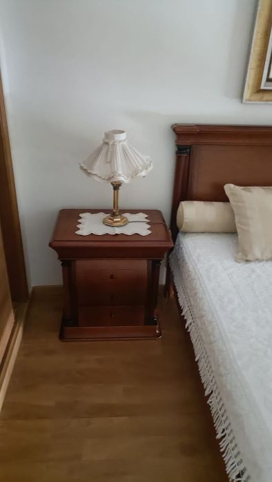 2 candeeiros de cabeceira