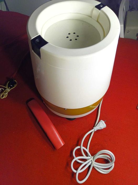 Czeska wirówka z Prl sprawna jak nowa