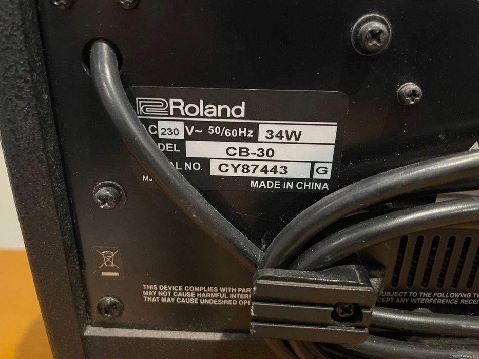 Amplificador de baixo Roland Cube-30 Bass