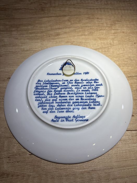 Zabytkowe talerze dekoracyjne Kronach Lehlaubenturm - 1981