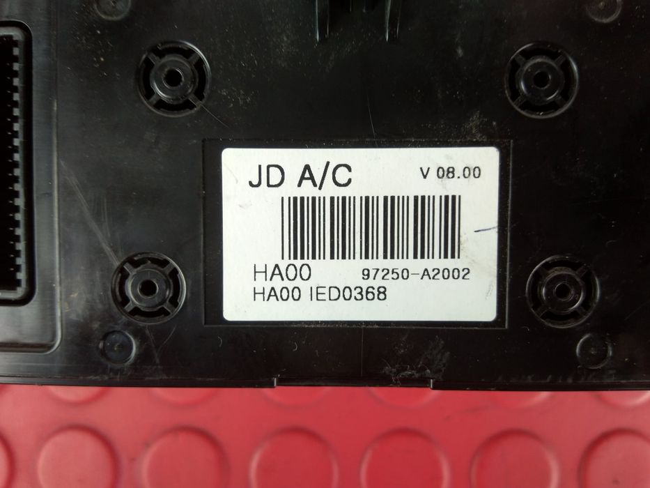 Botão Sofagem / Climatronic 97250-A2002 - KIA CEE'D