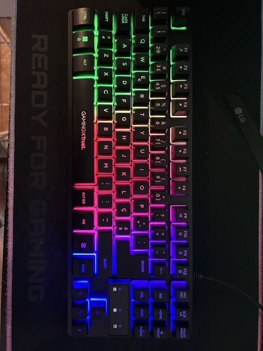 PC gamer completo em muito bom estado.