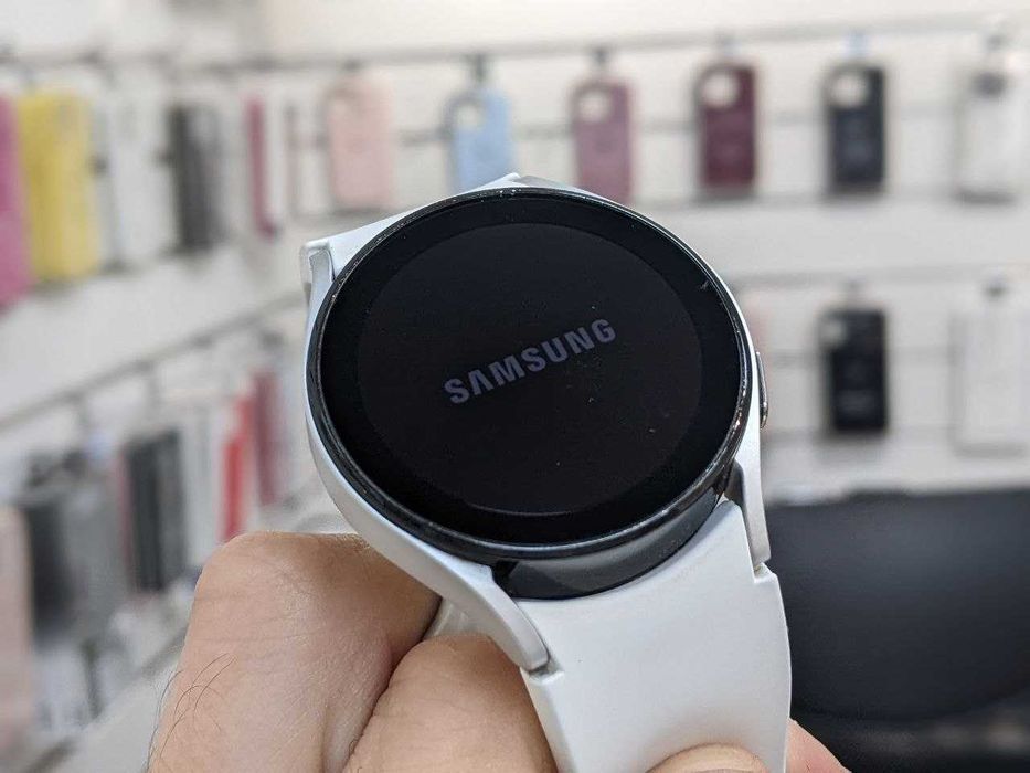 Смарт-годинник Samsung Galaxy Watch 4 40mm R860 Silver
