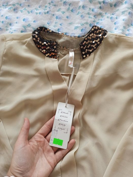 Nowa koszula elegancka bluzka z cekinami koszulka mgiełka cekiny