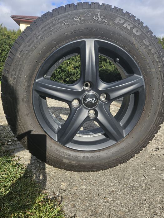 Felgi z oponami zimowymi