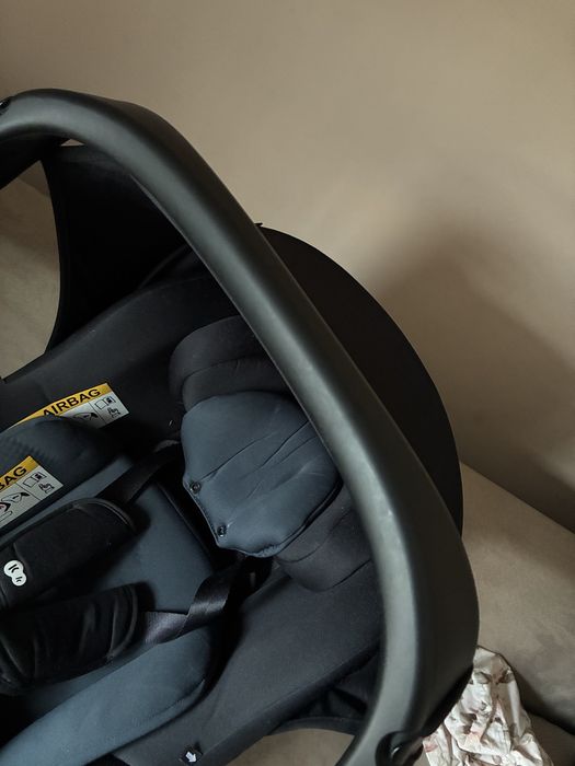 Fotelik nosidlo z bazą Kinderkraft