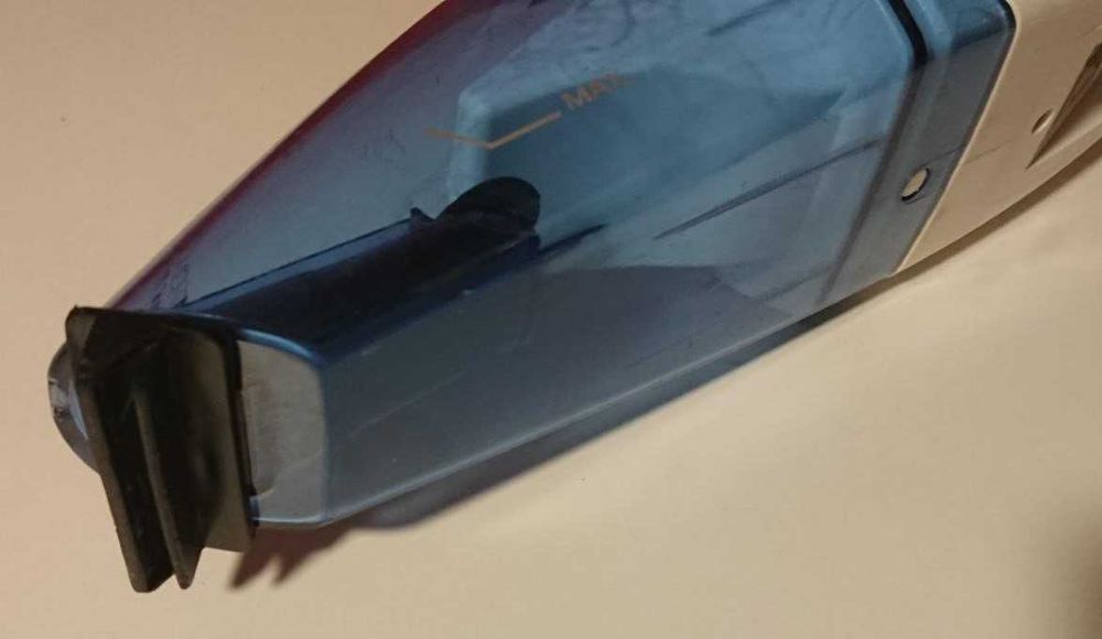 Aspirador Portátil para liquidos e sólidos, sem fios