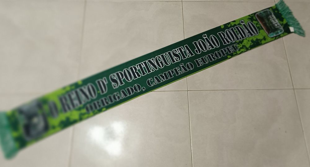 cachecol do Sporting clube de Portugal