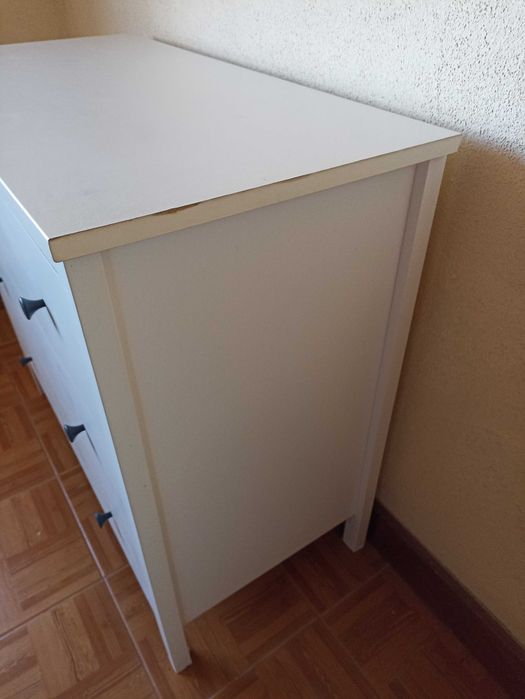 Cómoda IKEA Koppang