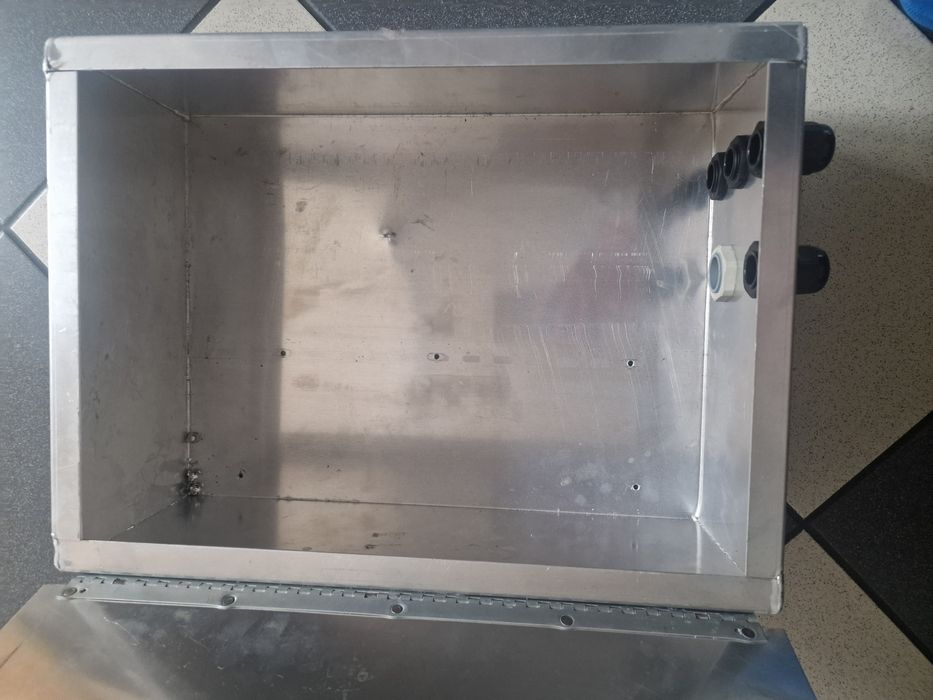 Skrzynka do elektroniki aluminiowa