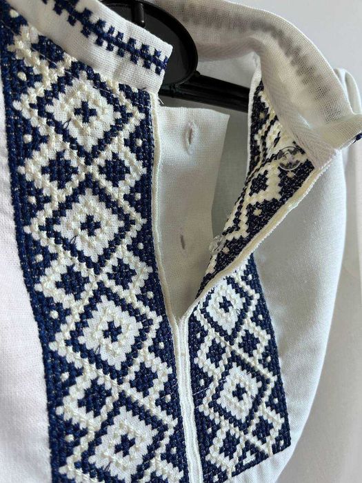 Дитяча молочна сорочка вишиванка для хлопчика з довгим рукавом шкільна