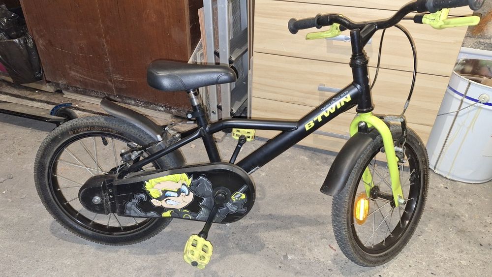 Rowerek Dzieciecy 16 cali Btwin 500 DARK HERO! Po serwisie!