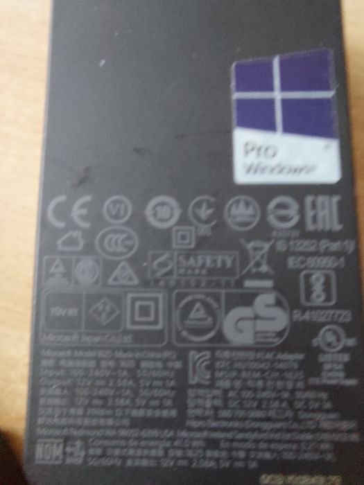 Зарядка до Microsoft Surface 1625 12V 2.58A 35W