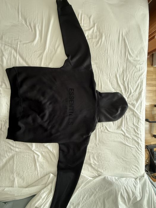 Hoodie preto da Essentials
