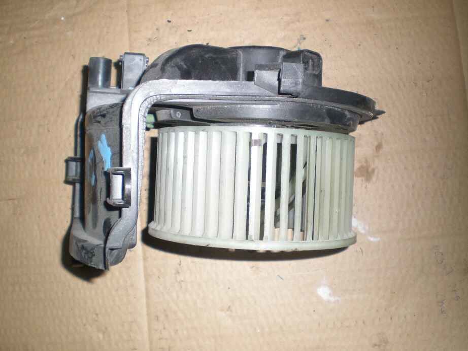 Motor da chauffage / sofagem RENAULT Clio I (B/C57_, 5/357_)
