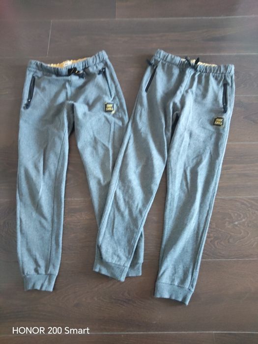 Spodnie dresowe dla bliźniaków 146