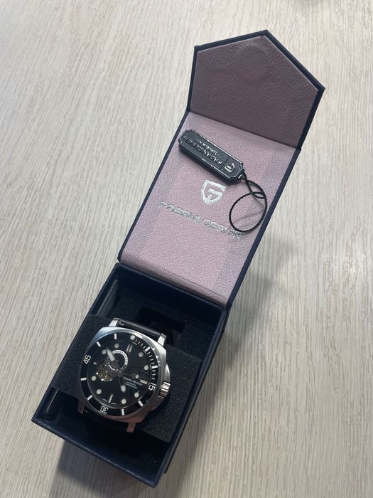 Продам годинник Pagani Desing