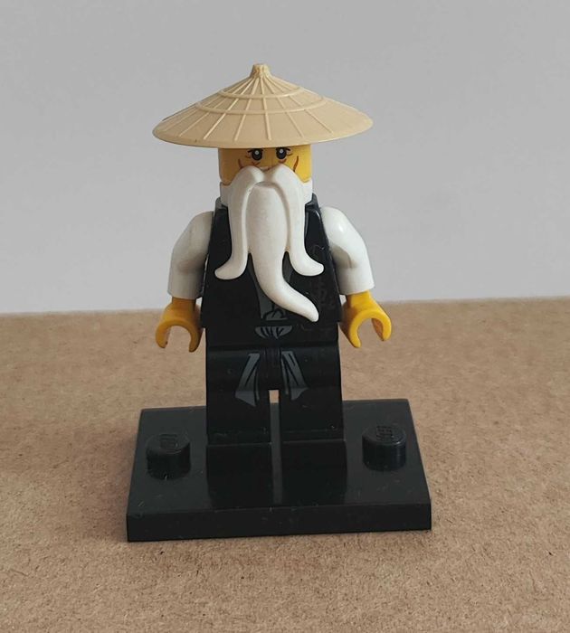 LEGO Ninjago minifigure NJO026: Wu Sensei
