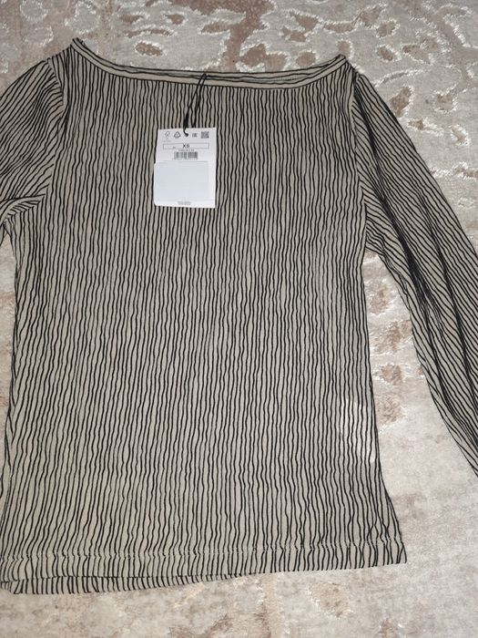 Блузка з відстрочкою Mohito