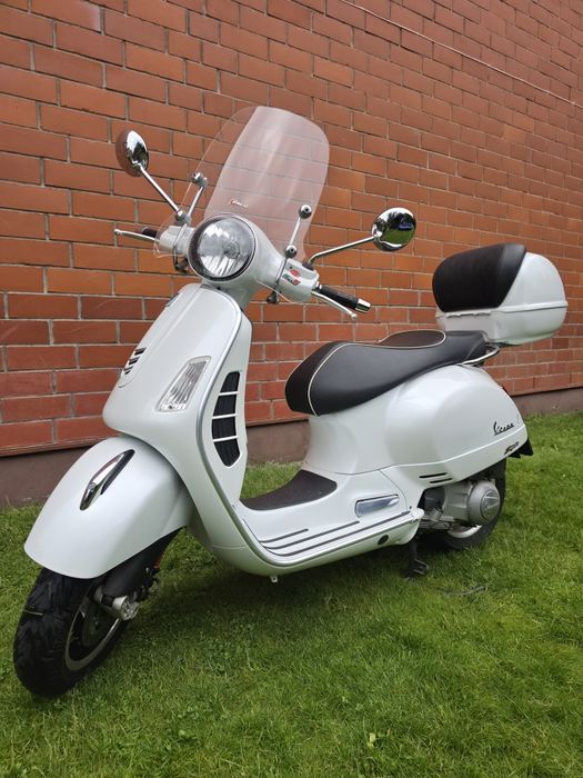PIAGGIO Vespa 300 GTS