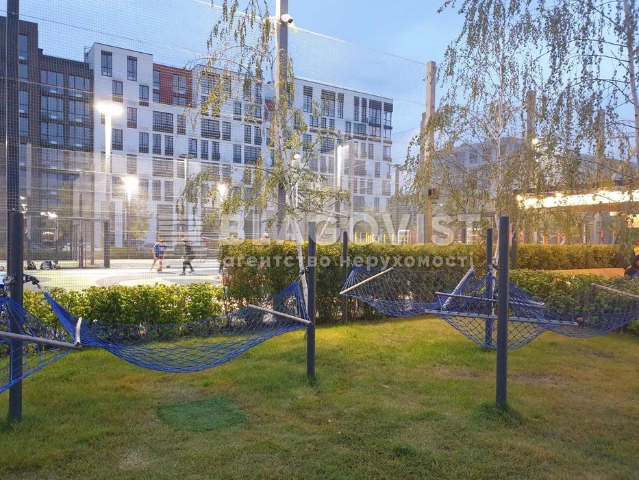 1к 35м Салютна, 2/1  ЖК Файна Таун ст. М "Нивки", "Берестейська"