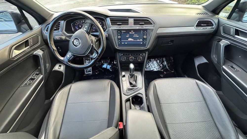 Volkswagen Tiguan      2019