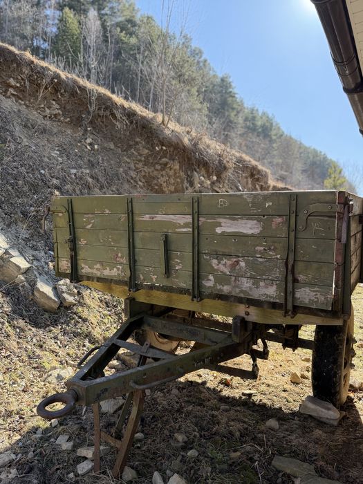 Продам прицеп до Т 40