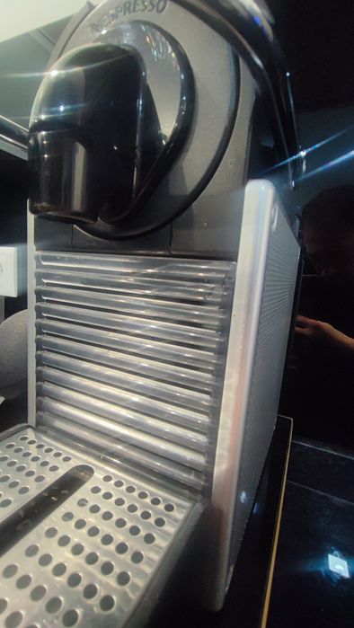 Maquina Café Nespresso Pixie (Excelente)