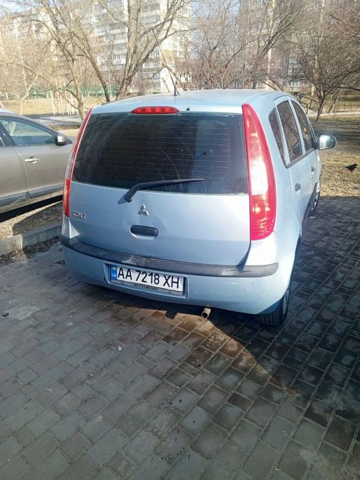 Автомобіль Mitsubishi Colt