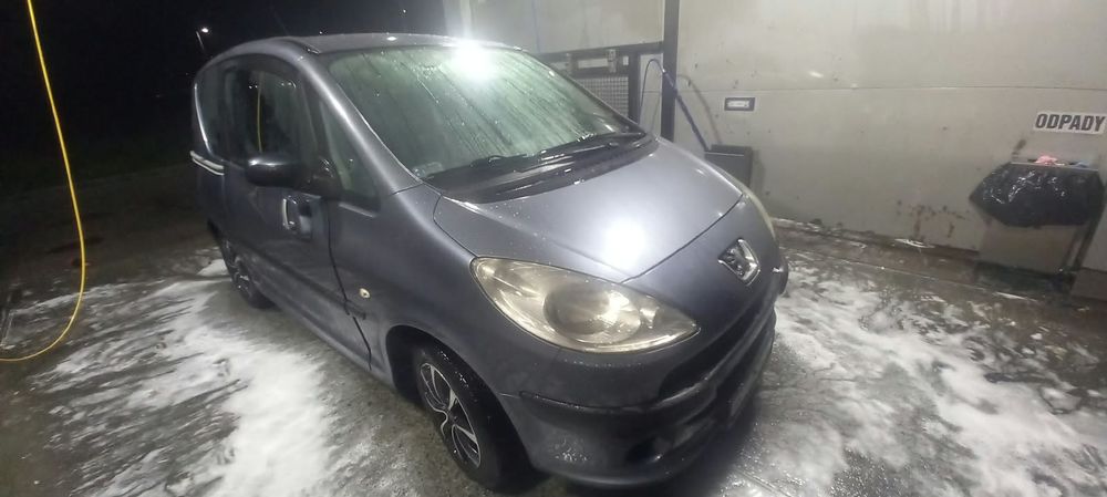 Super oszczędne Auto 178 tys. Oryginalny przebieg