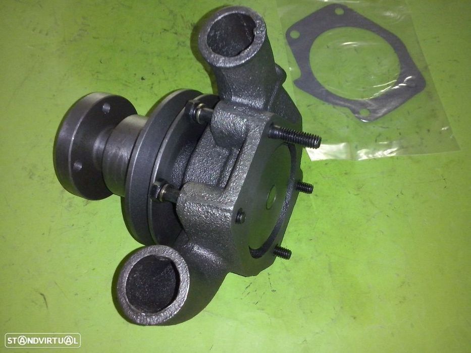 Bomba de água Massey Fergunson MF135 e MF240 NOVA