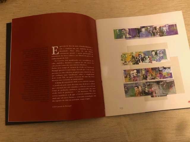 Livro de selos dos CTT, "O Século XX em Selos"