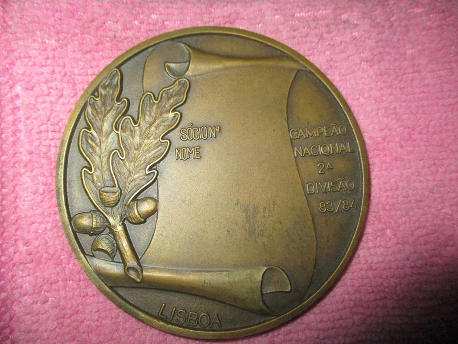 Medalha Clube Futebol ((OS Belenenses))Campeão  2ªDivisão 83/84
