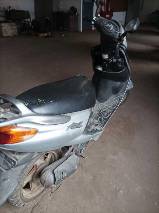 Yamaha grand axis 100