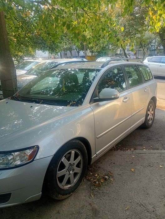 Volvo V50