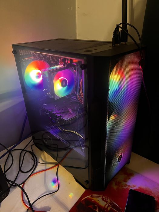 Sprzedam komputer stacjonarny